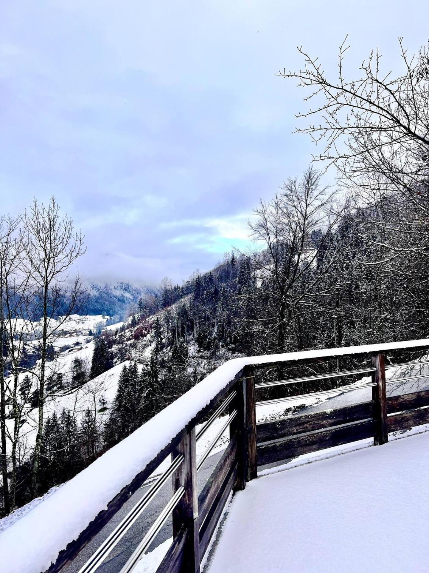 Charming Family Chalet For 8 People, With Private Hot Tub Les Clefs Exteriör bild